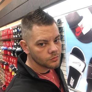 Meet your Posher, Adam